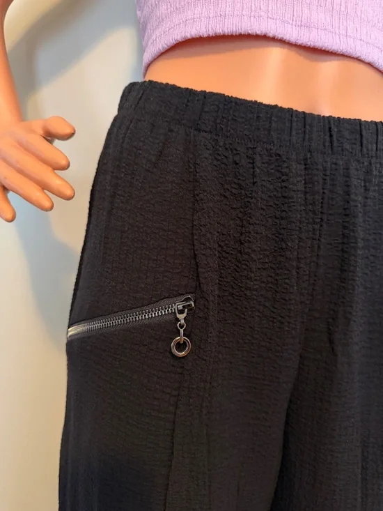 Yushi black pant - Picture 4 of 9